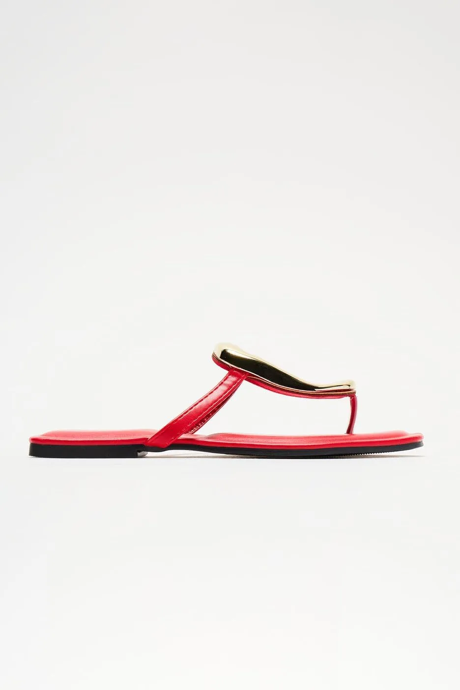 BAMBOO Women's Thong Square Toe Round Ornament Accent Flat Sandals