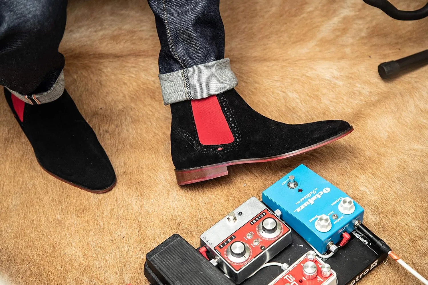 Carlos Santana Mantra Chelsea Boots for Men |Comfort Footbed|Red Elastic Panels