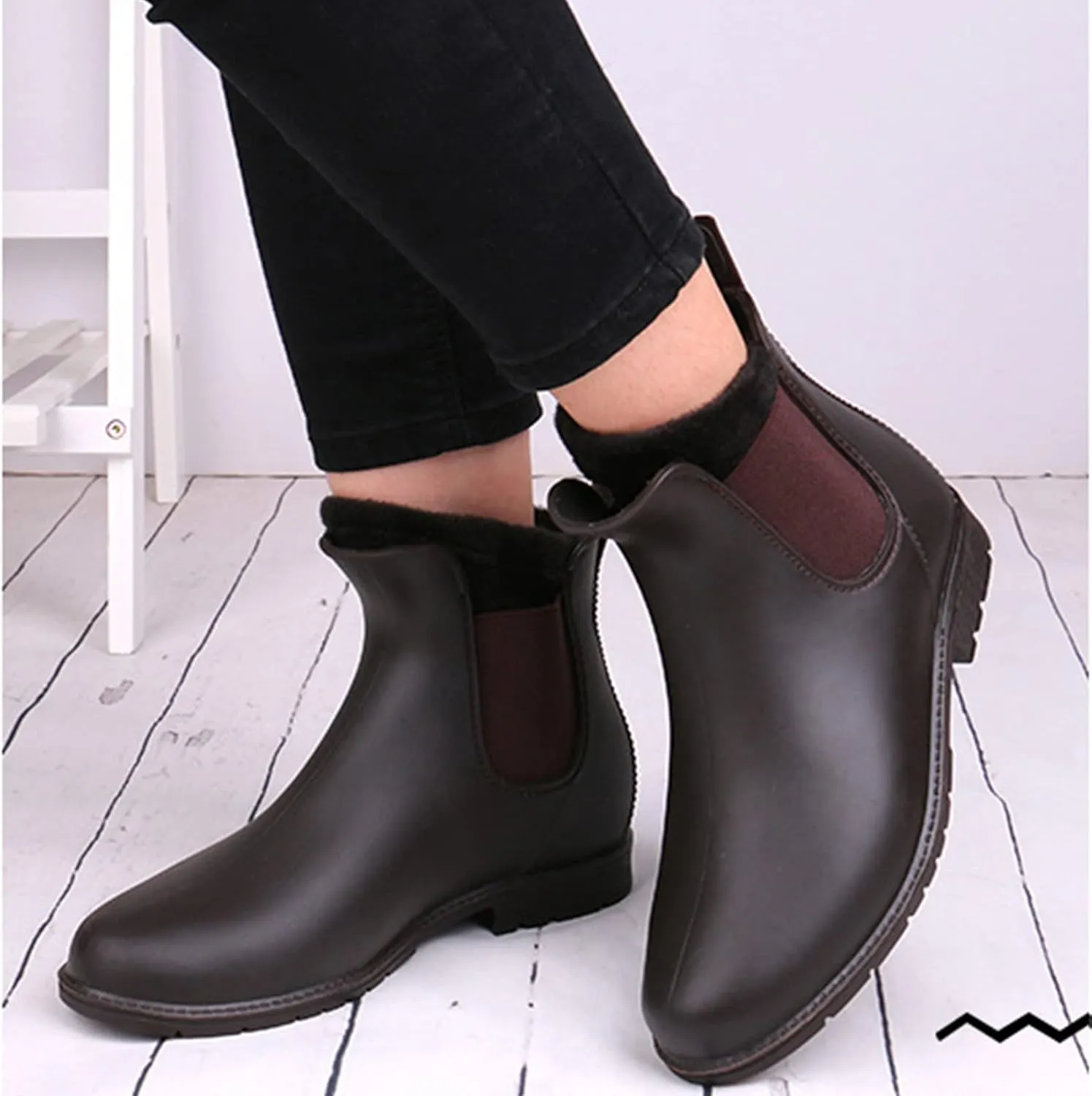Chelsea Boots for Women Waterproof Rain Boots Slip On Flat Heel Chelsea Booties Outdoor Shoes Short Ankle Rainboots for Ladies