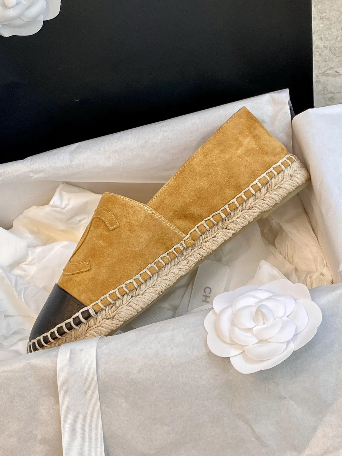 espadrilles dark beige suede black lambskin