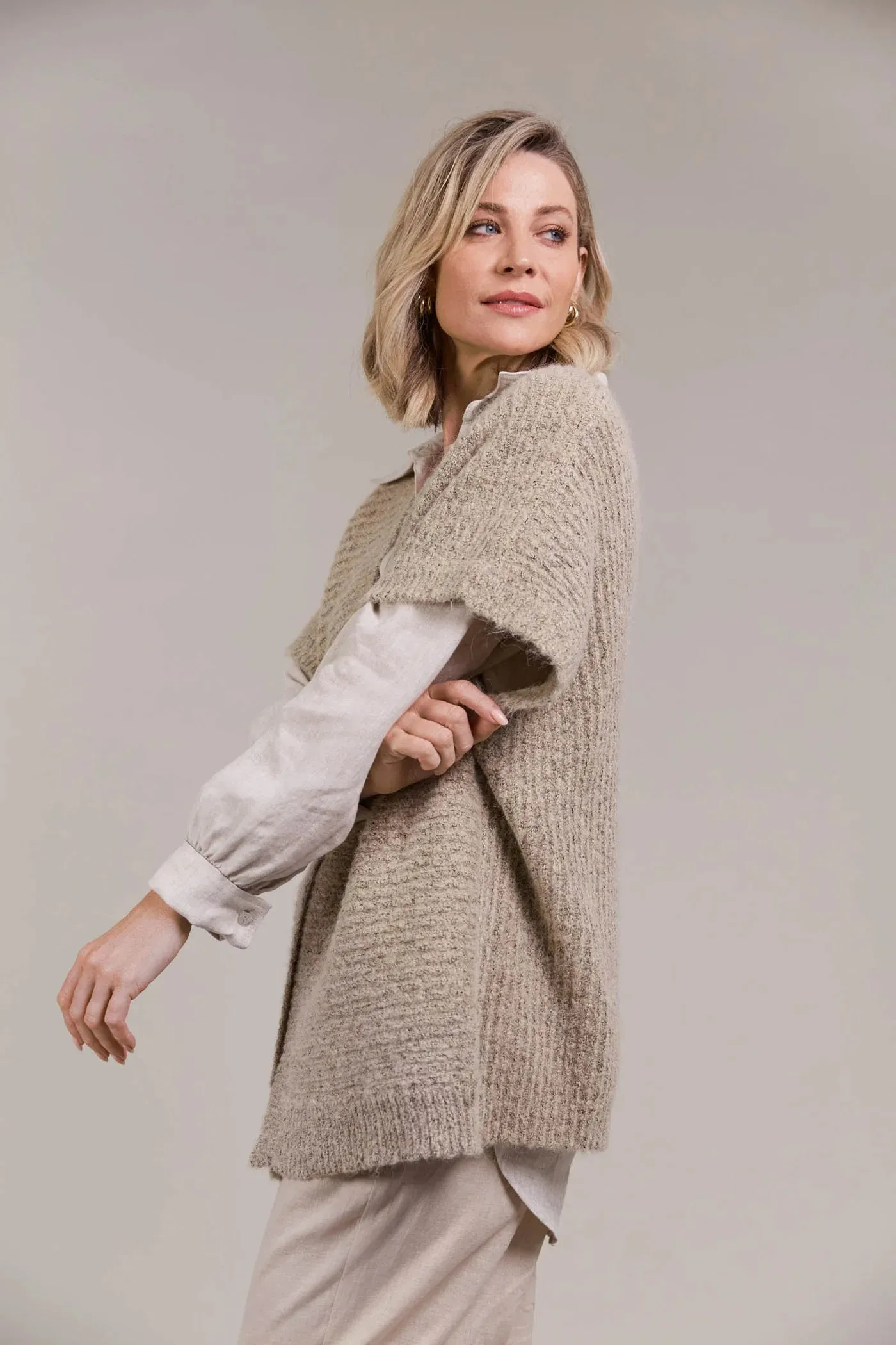 Folie Button Vest Oat