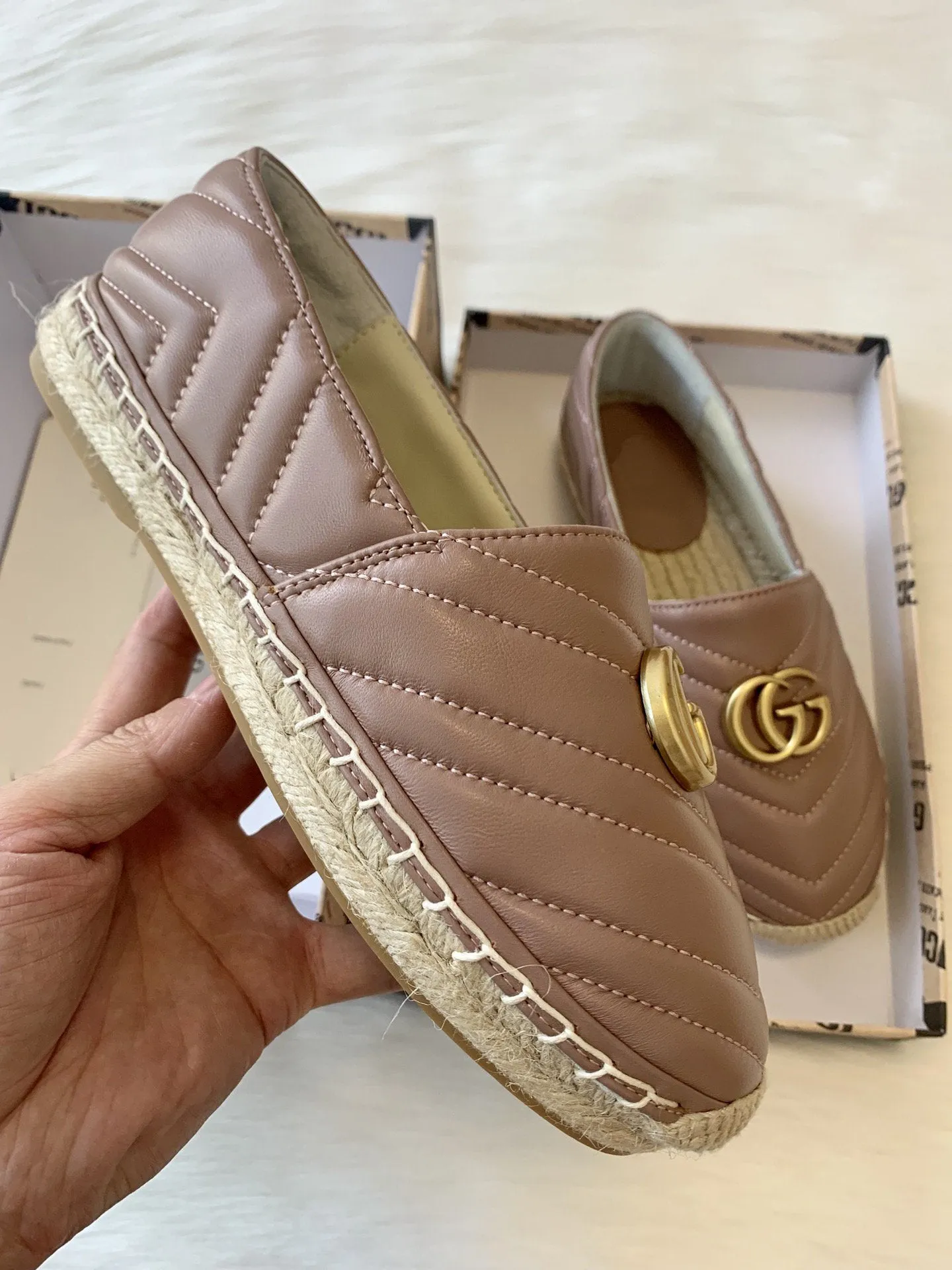 gg dark espadrilles Gucci calfskin pink VR-enabled powder Compact