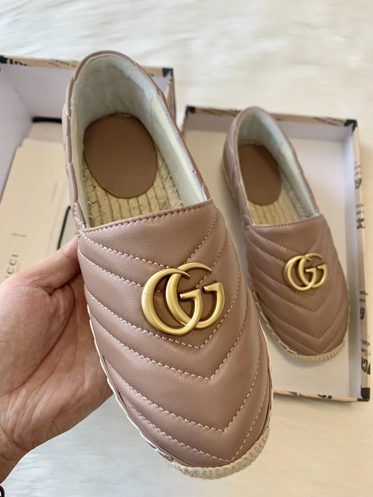 gg dark espadrilles Gucci calfskin pink VR-enabled powder Compact