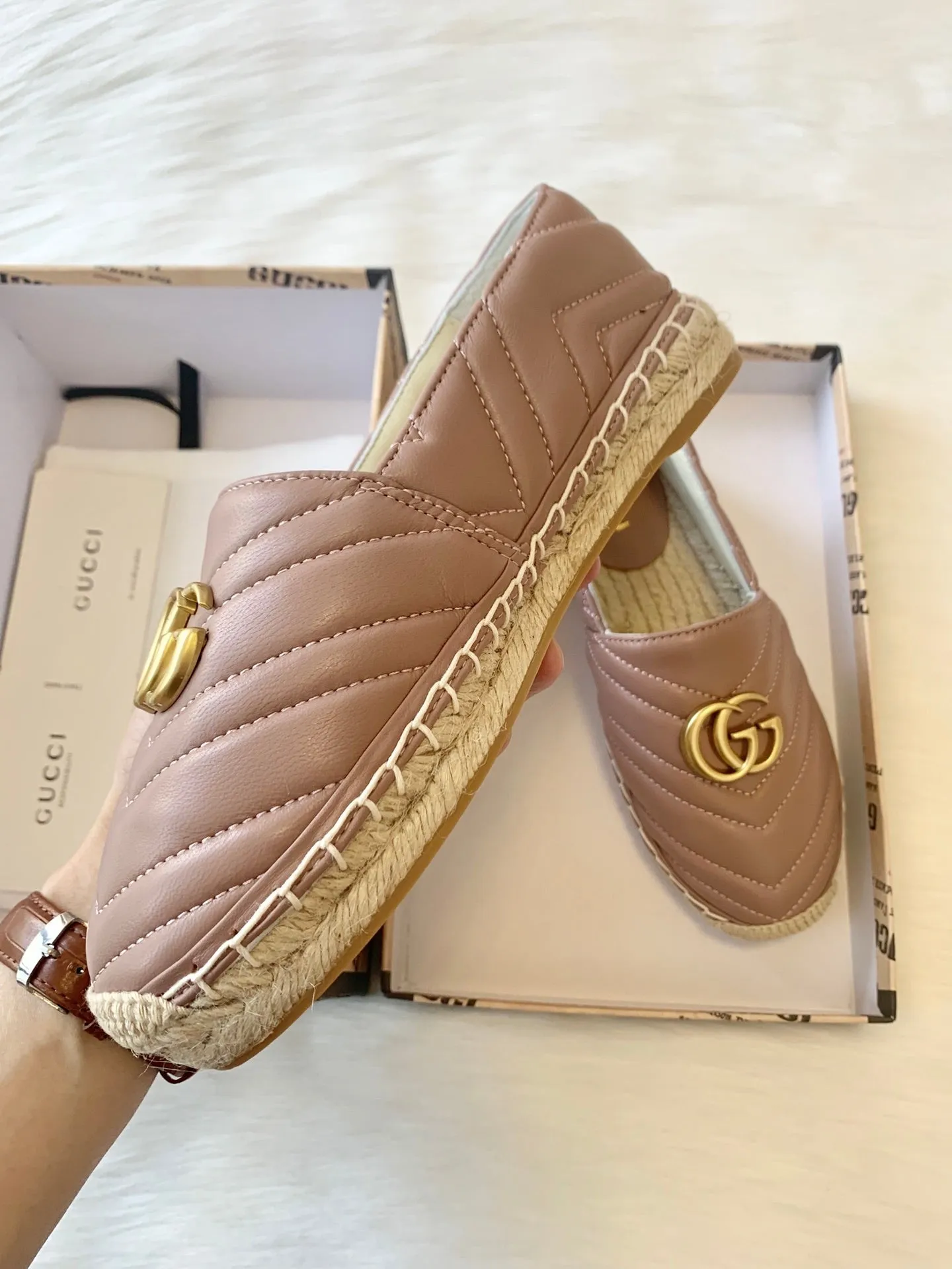 gg dark espadrilles Gucci calfskin pink VR-enabled powder Compact