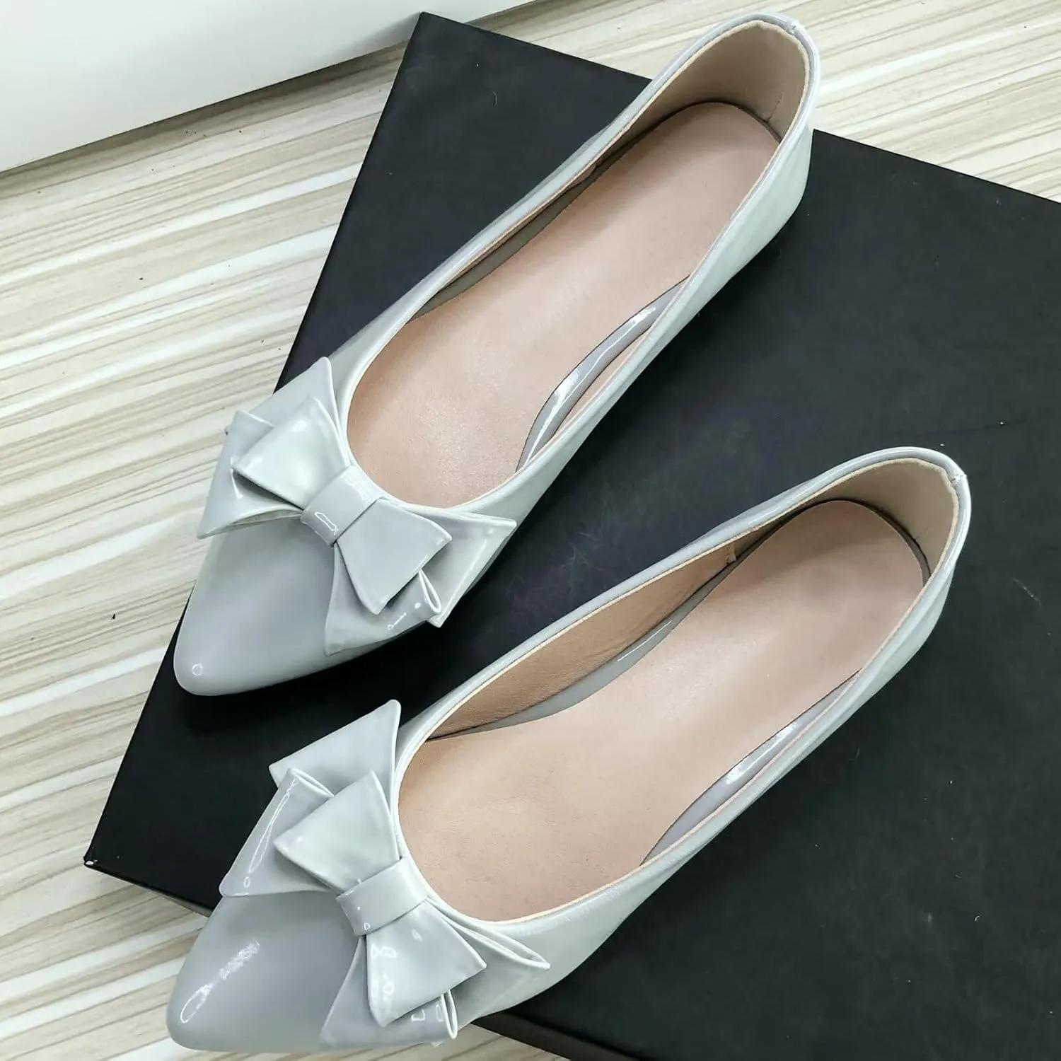 INEELUYI Women's Patent Leather Pointy Toe Slip on Ballets Flats Candy Color Bowtie Bowknot Flats Shoes