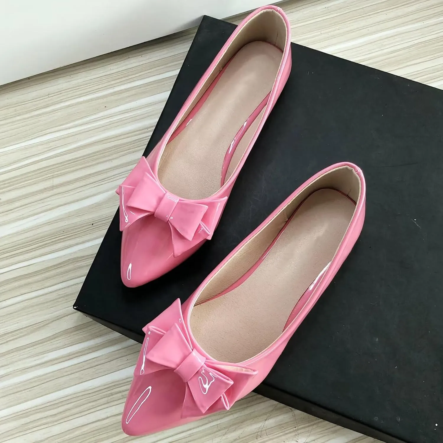 INEELUYI Women's Patent Leather Pointy Toe Slip on Ballets Flats Candy Color Bowtie Bowknot Flats Shoes