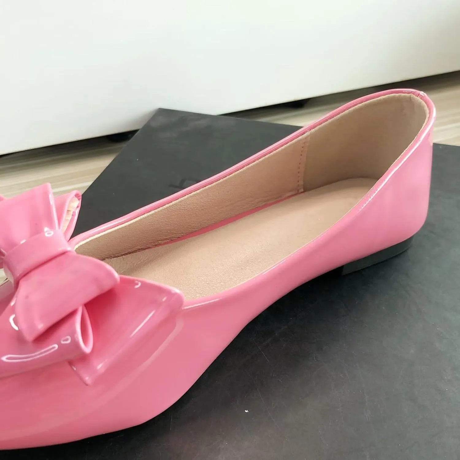 INEELUYI Women's Patent Leather Pointy Toe Slip on Ballets Flats Candy Color Bowtie Bowknot Flats Shoes