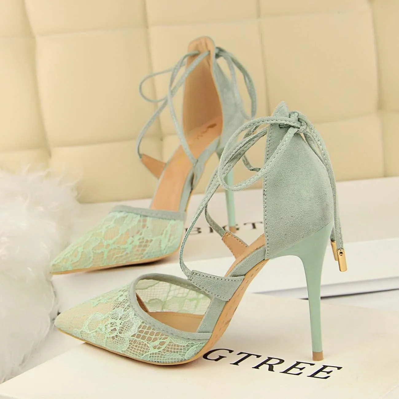 JOEupin Women's Lace Bridal High Heel Peep Toe Open Toe Cover Dress Pump