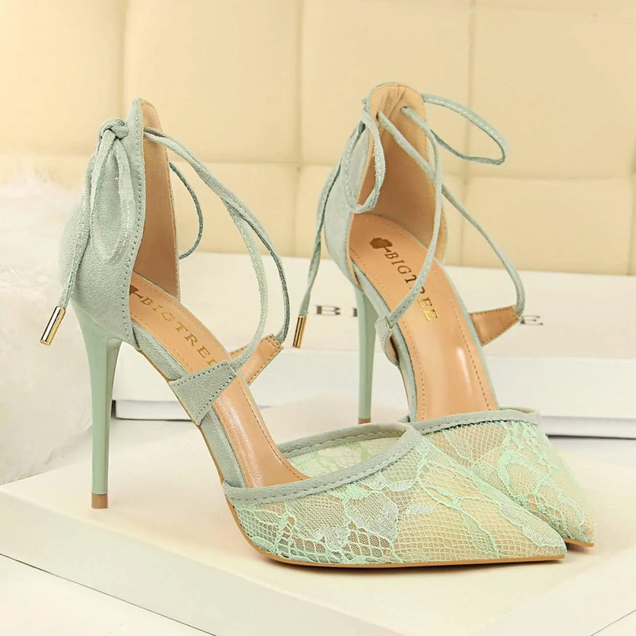 JOEupin Women's Lace Bridal High Heel Peep Toe Open Toe Cover Dress Pump