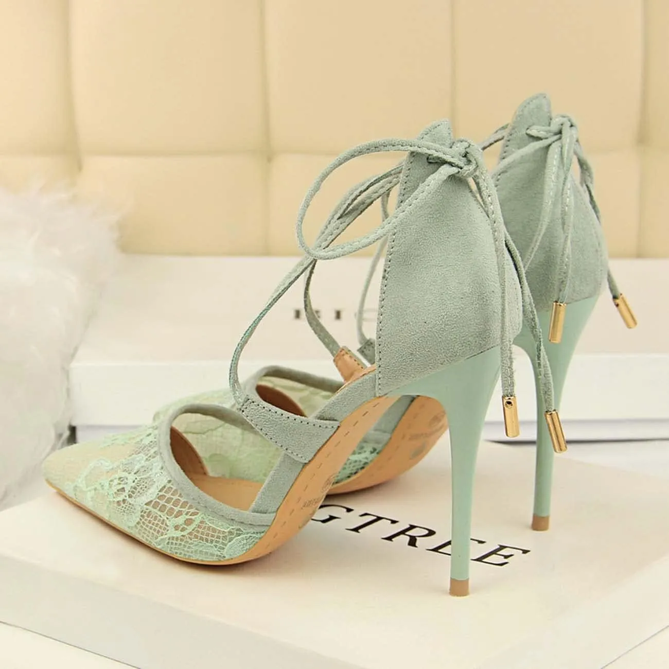 JOEupin Women's Lace Bridal High Heel Peep Toe Open Toe Cover Dress Pump
