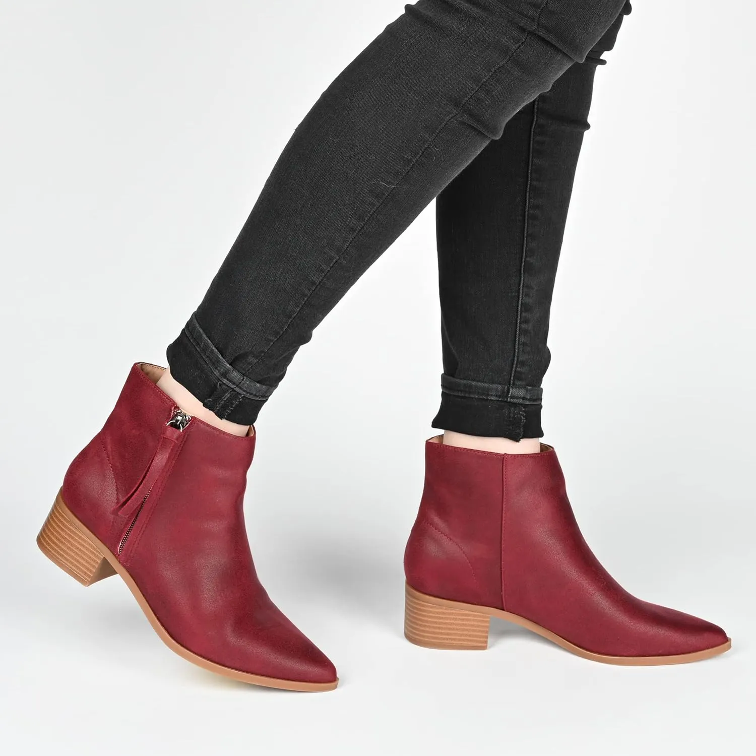 Journee Women's Comfort Foam Sadiya Booties