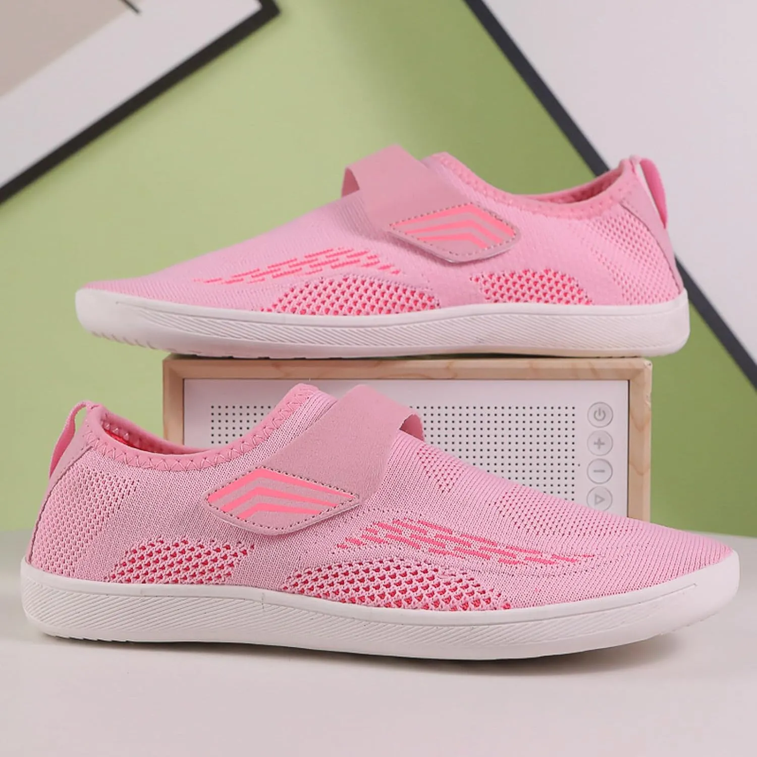 Men Sports Shoes Fashionable New Pattern Color Matching Couple Style Flat Bottomed Comfortable Mens Air 1 Low Sneaker Water S