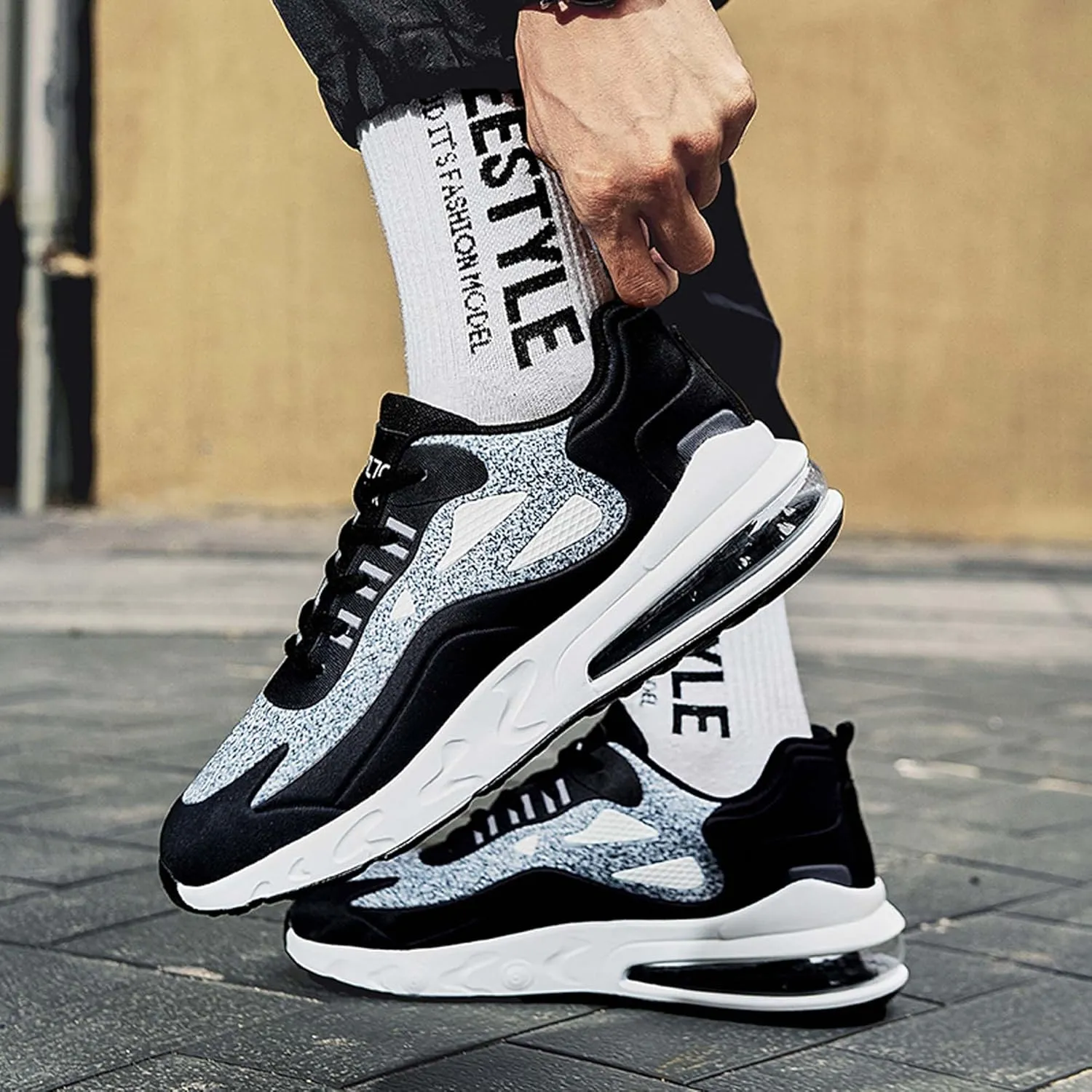 Men's Lightweight Running Shoes Fashion Skateboarding Shoes Outdoor Non-slip Casual Walking Shoes Shoes Comfortable Fashion Sneakers