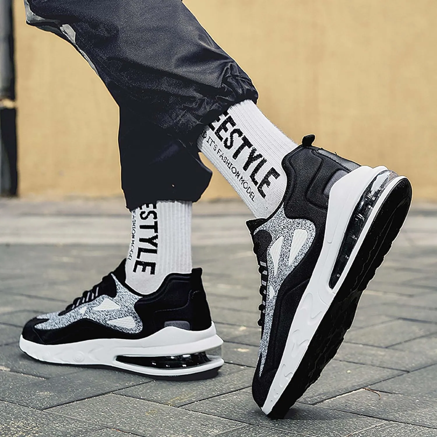 Men's Lightweight Running Shoes Fashion Skateboarding Shoes Outdoor Non-slip Casual Walking Shoes Shoes Comfortable Fashion Sneakers