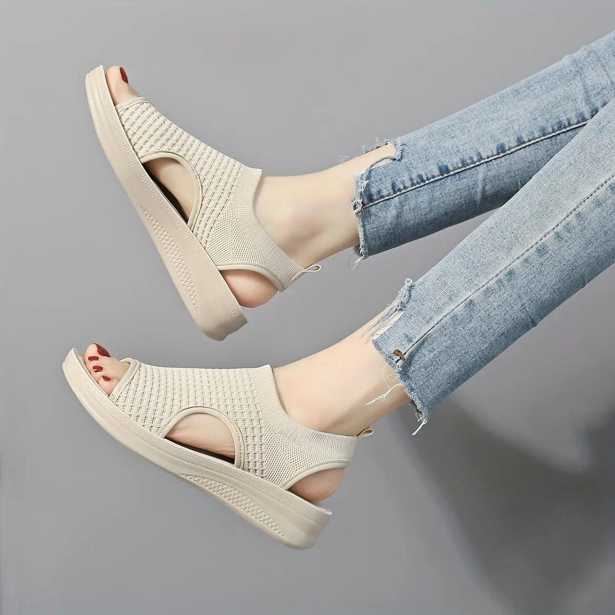 Mesh Sole Comfortable and Lightweight Walking Women's Sandals