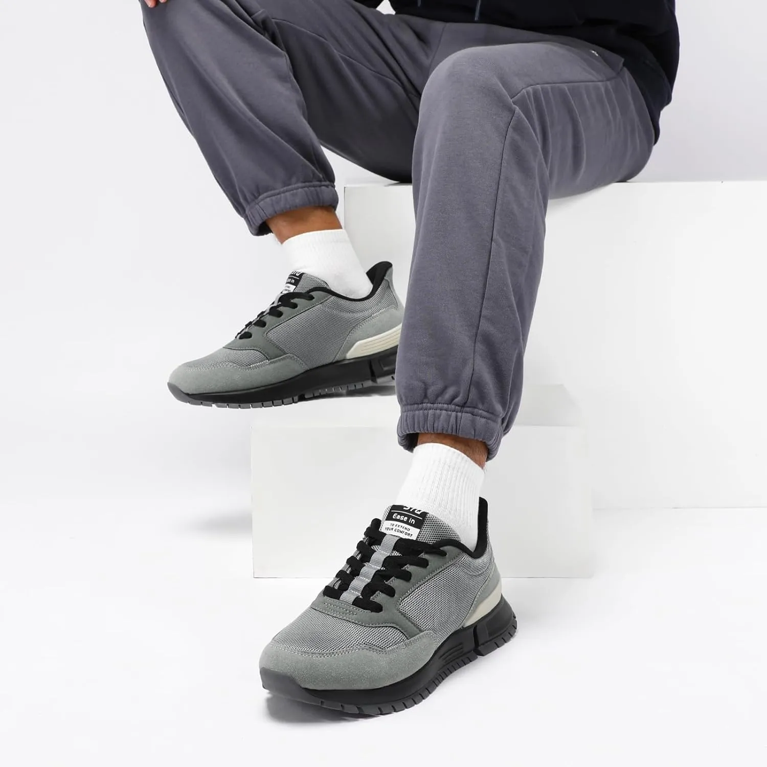 STQ Classic Sneakers for Men Lace-up Mens Walking Running Shoes Casual Tennis Shoes