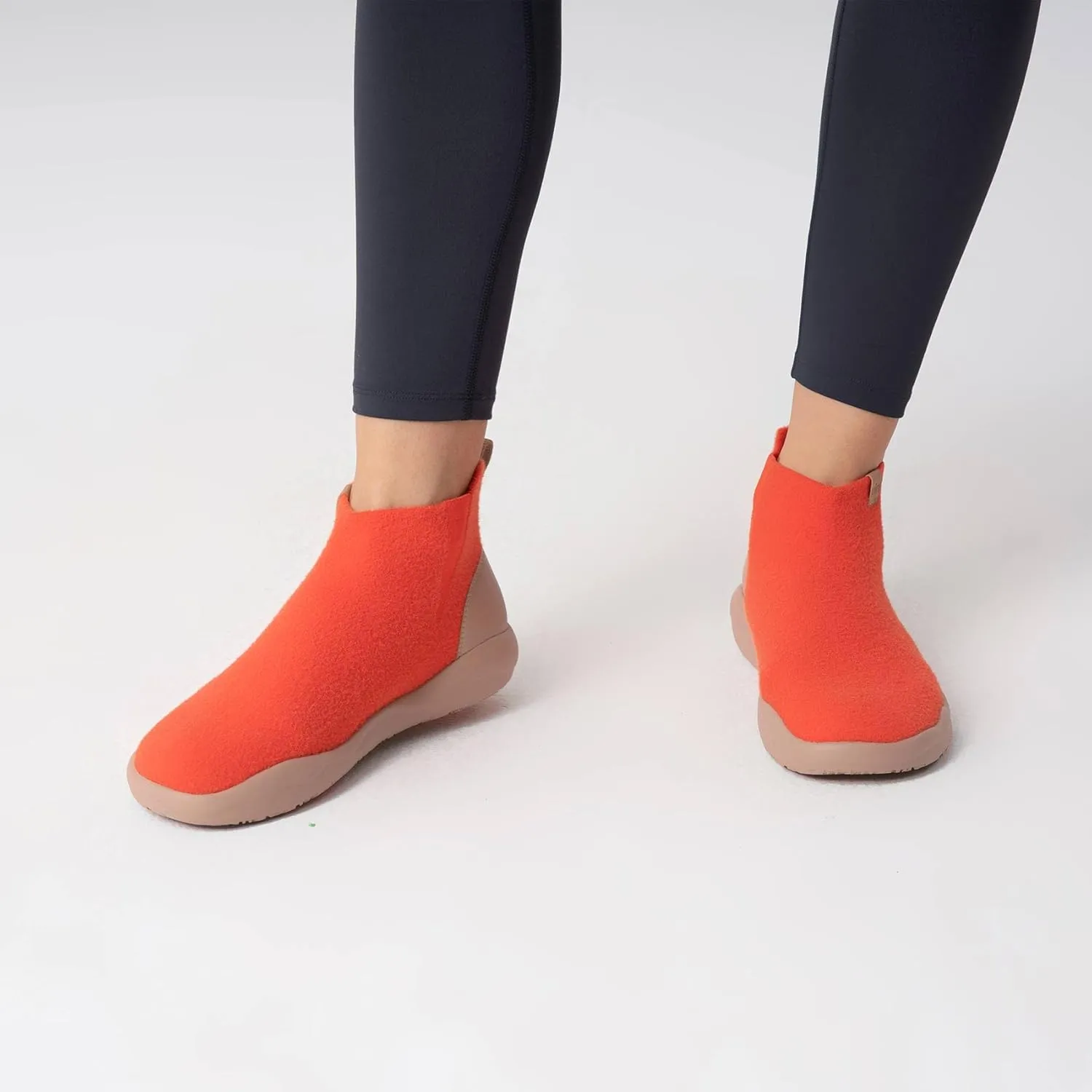 UIN Women's High Top Ankle Fashion Boots Casual Comfort Walking Shoes