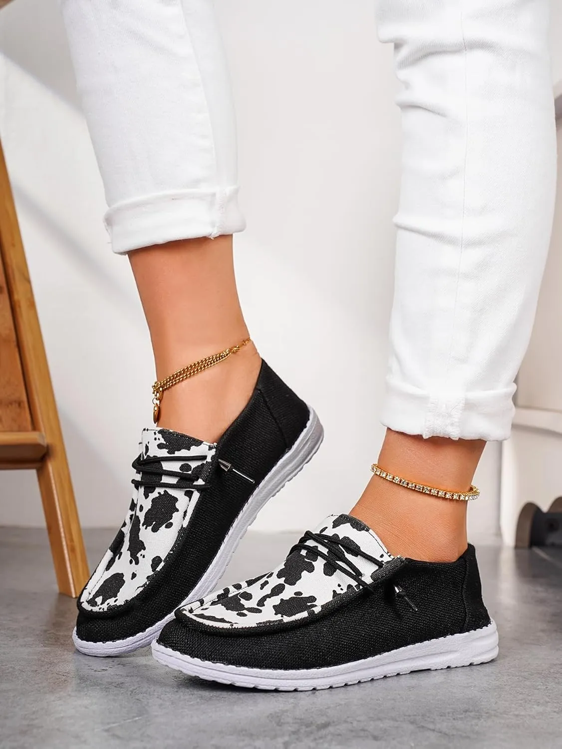 Women's Lightweight Slip-on Canvas Loafers Black and White Cow Print Soft Abrasion Breathable Trendy Stylish Cushion Padded Arch Support Daily Walking Driving Sneakers