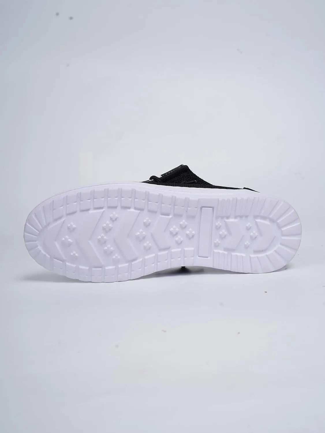 Women's Lightweight Slip-on Canvas Loafers Black and White Cow Print Soft Abrasion Breathable Trendy Stylish Cushion Padded Arch Support Daily Walking Driving Sneakers