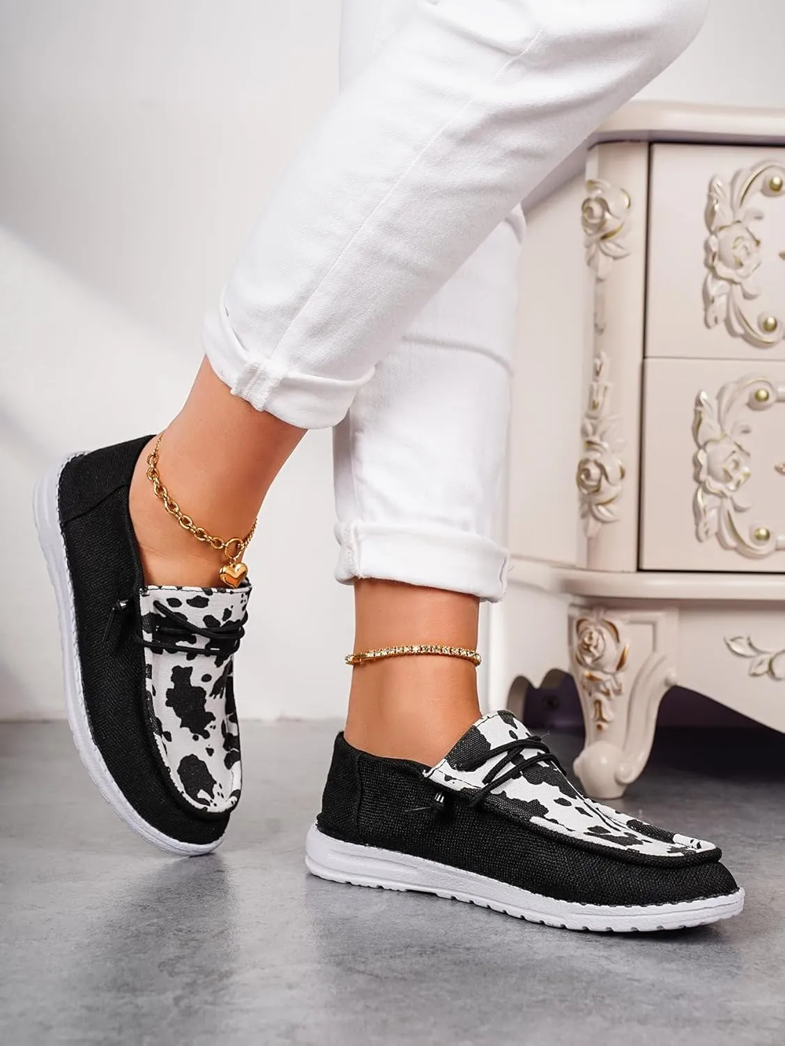 Women's Lightweight Slip-on Canvas Loafers Black and White Cow Print Soft Abrasion Breathable Trendy Stylish Cushion Padded Arch Support Daily Walking Driving Sneakers