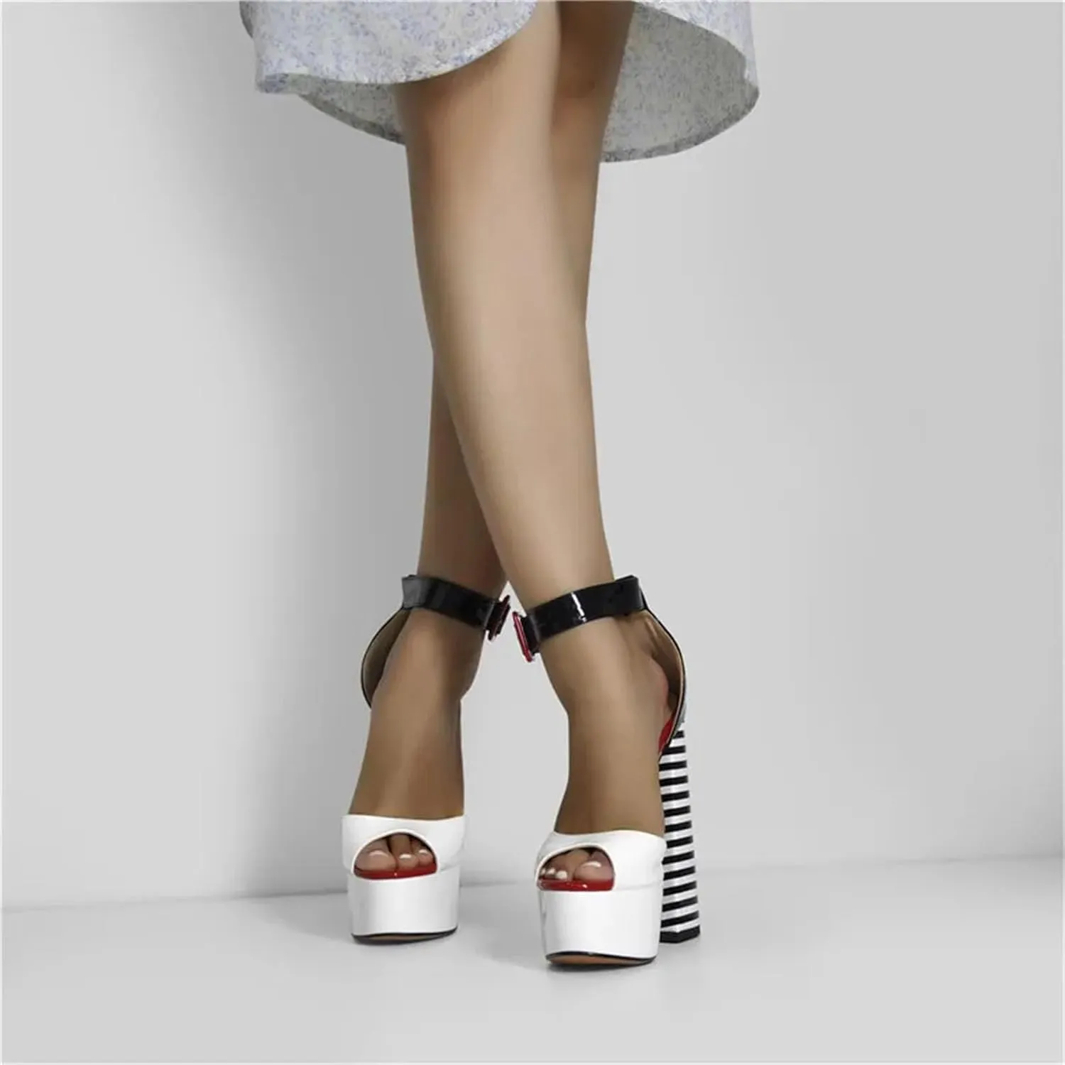 Women's Striped Platform Sandals - Chunky Square Heel Party Shoes